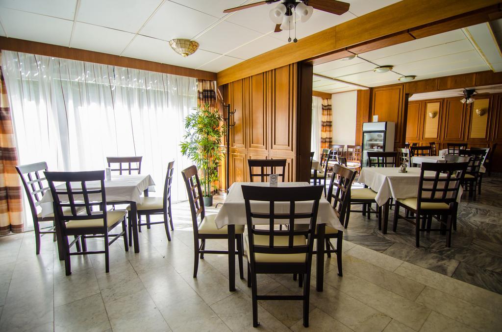Solar Club Apartman Sopron Exterior foto